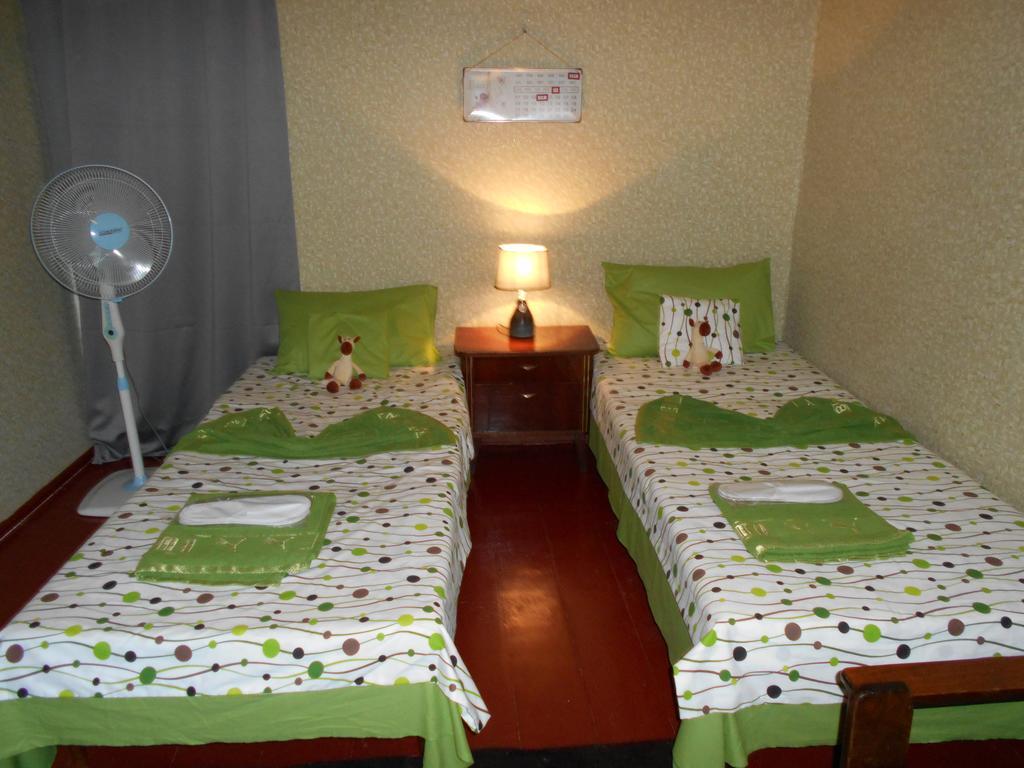 Guest House Nise Τυφλίδα Δωμάτιο φωτογραφία